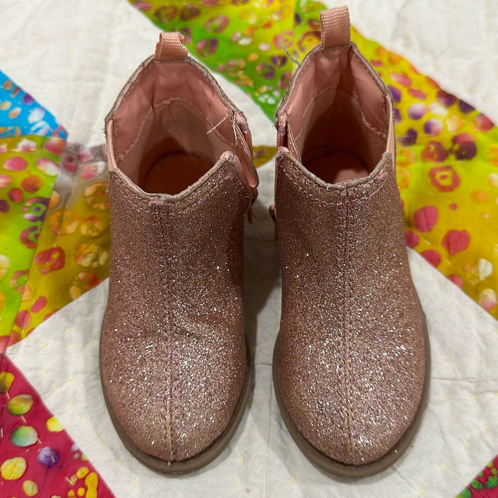 Carters botas